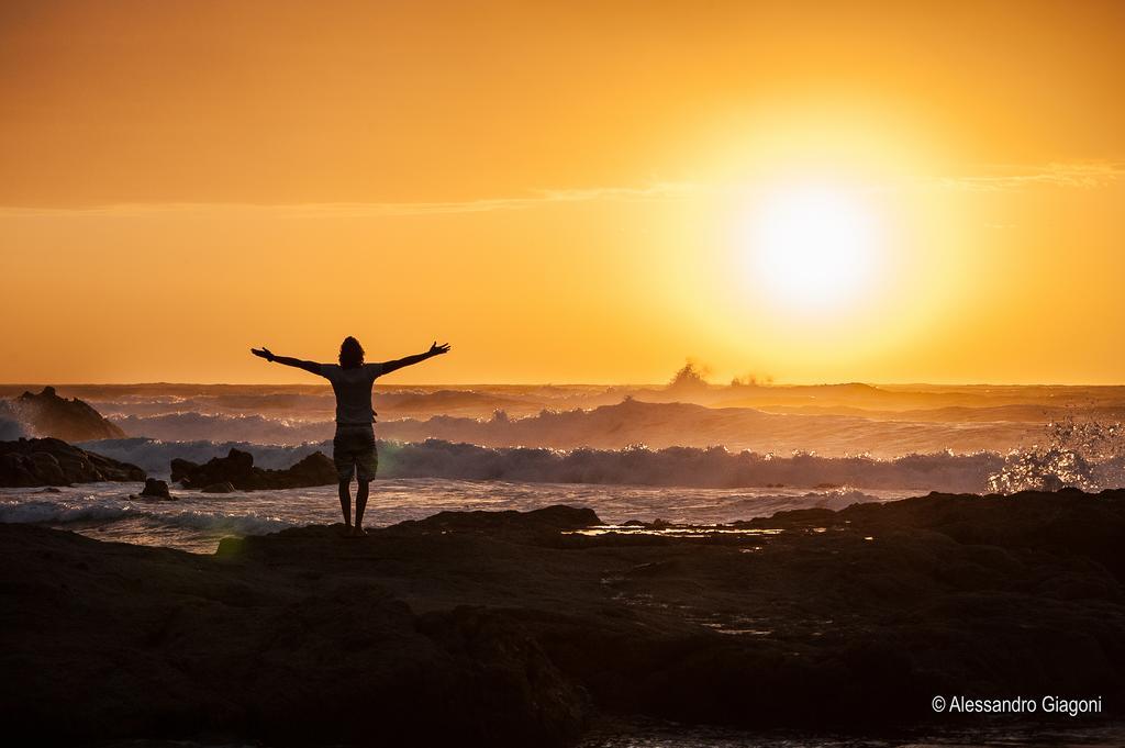 ポルト・ポッロ Residenze L'Isola Surf Houseアパートホテル エクステリア 写真